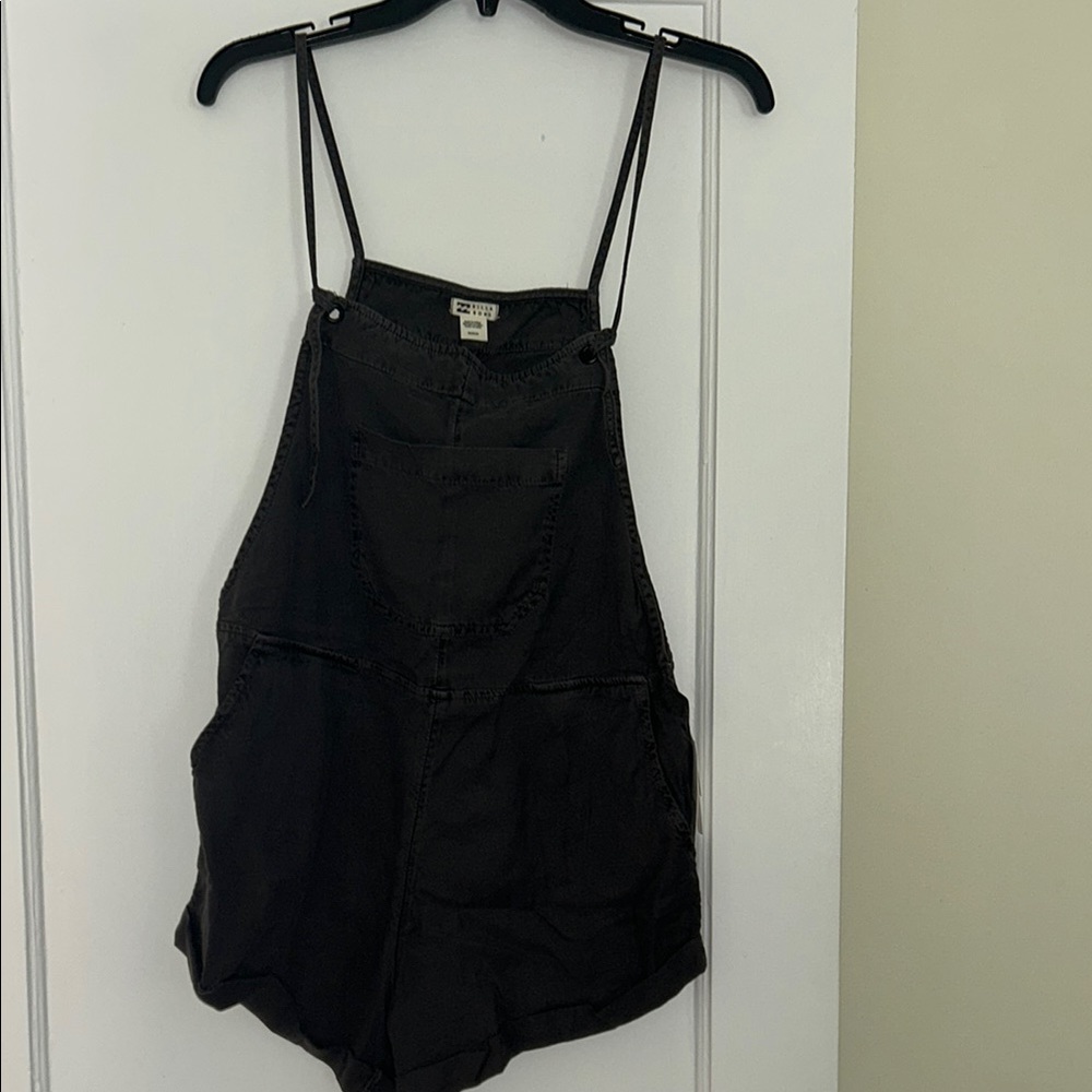 Billabong black romper/overalls